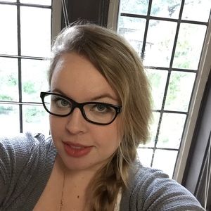 Meet your Posher, Alexandra